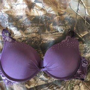 SOLD Victoria’s Secret Dream Angels Padded Demi